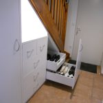 Meuble sous escalier avec tiroirs