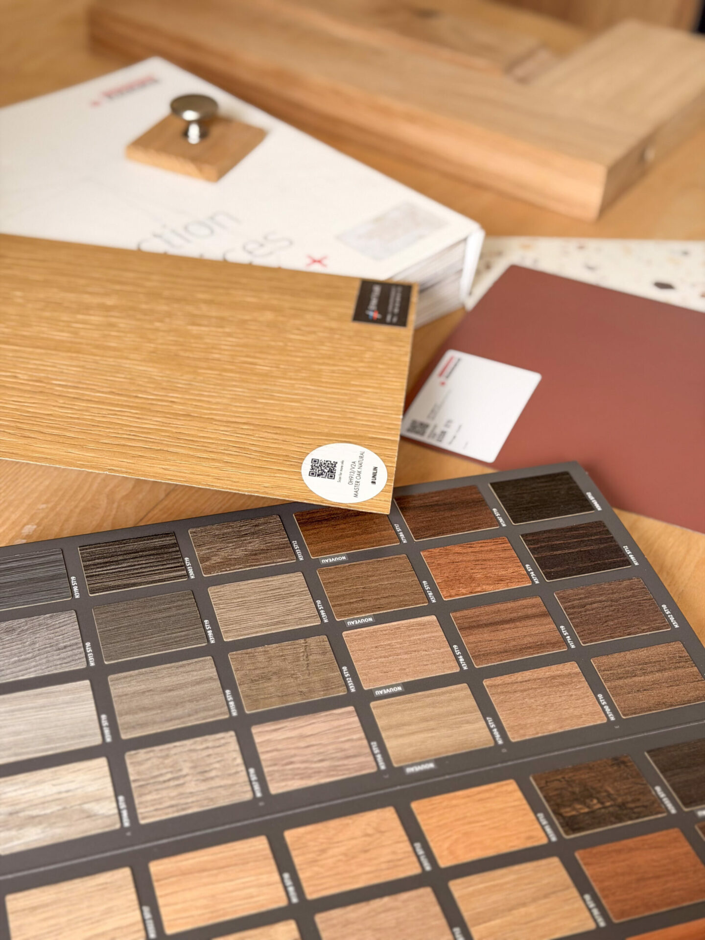 Échantillons de placages bois pour agencement sur mesure